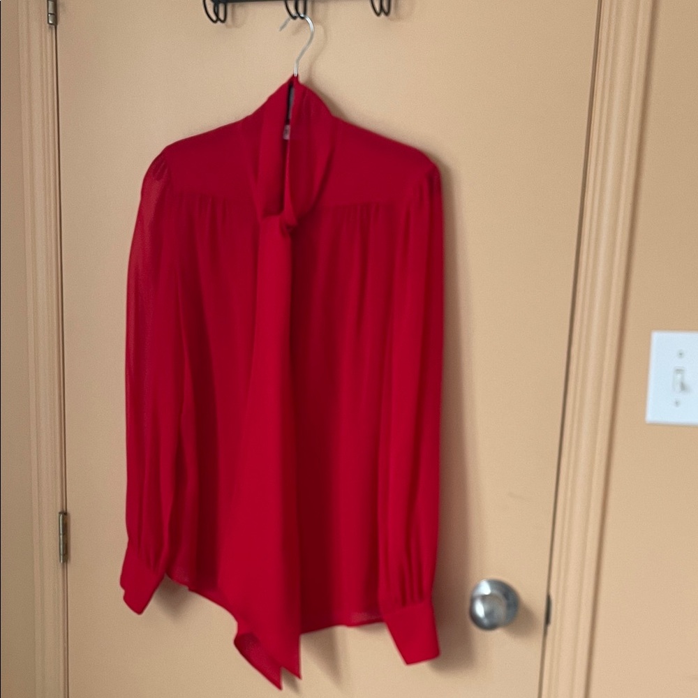 Lily Silk 💯 Silk bow blouse S/M